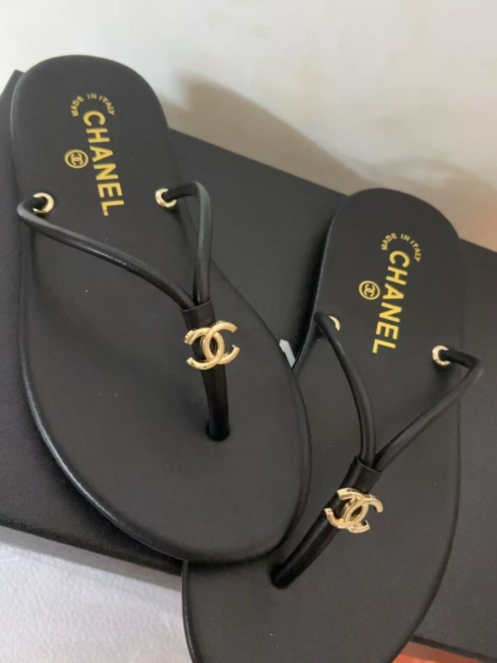 Chanel Flip Flops Thong Sandals Size 38 - With Original Box - Picture 4 of 4